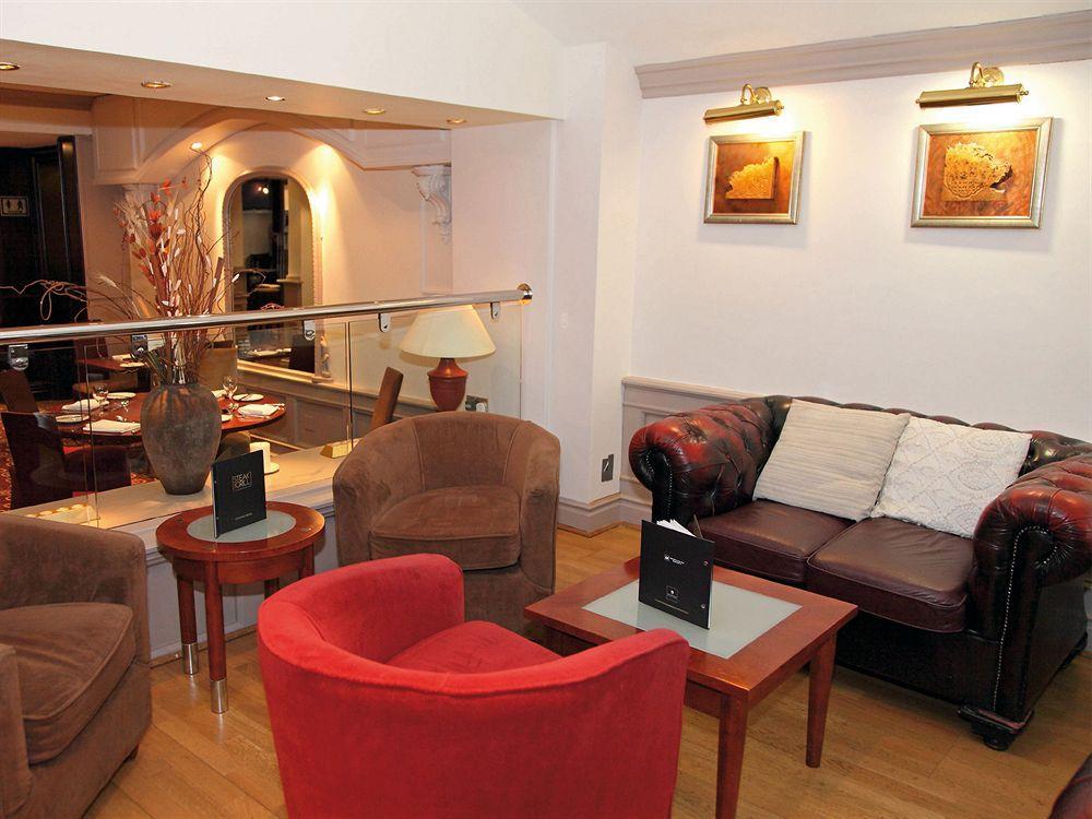 The Lymm Hotel Extérieur photo