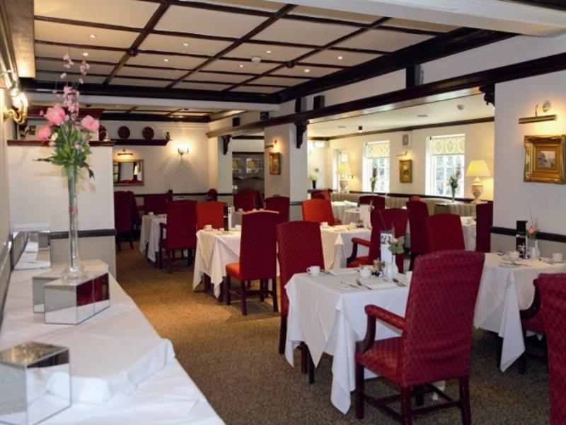 The Lymm Hotel Extérieur photo