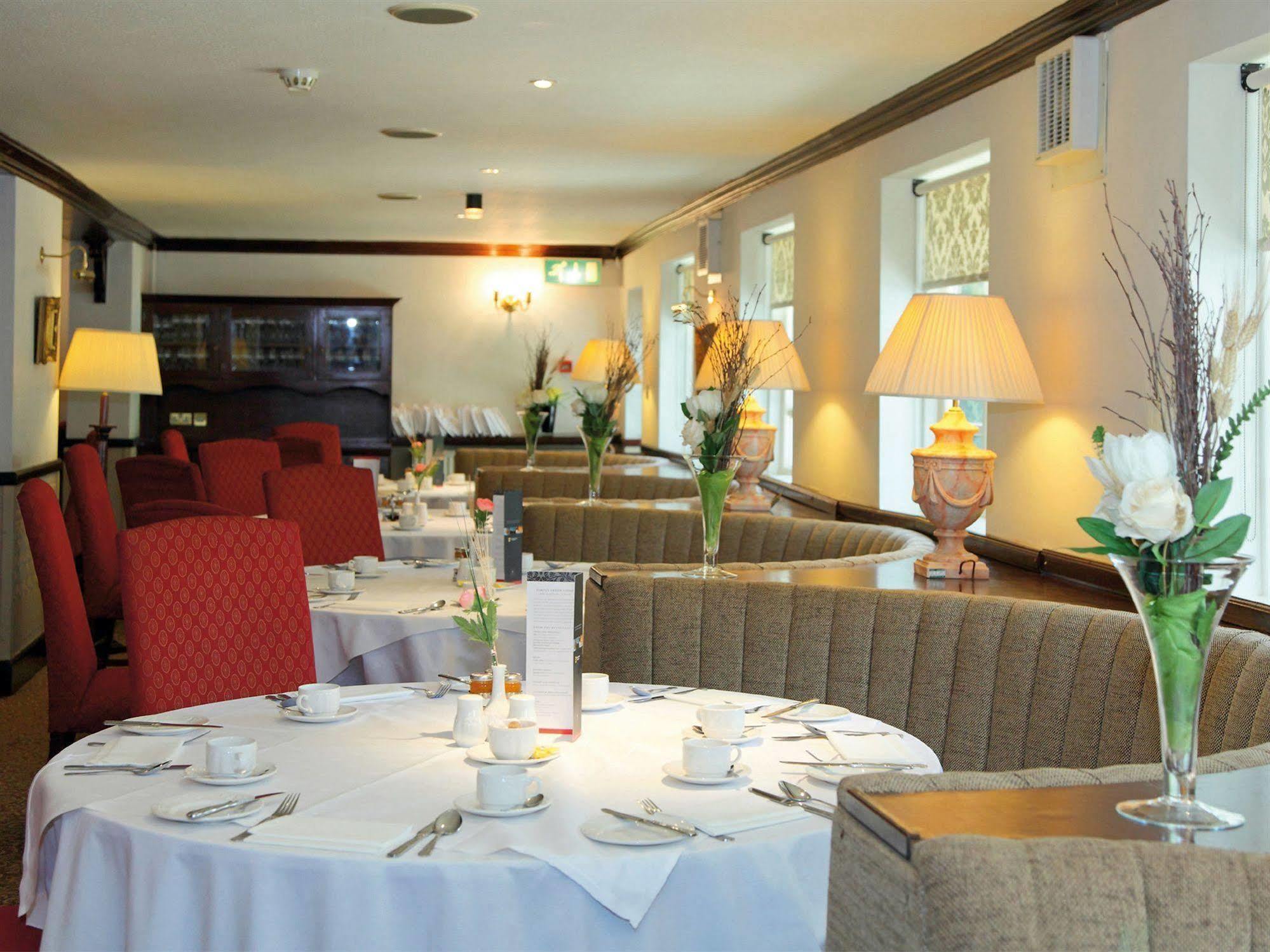 The Lymm Hotel Extérieur photo