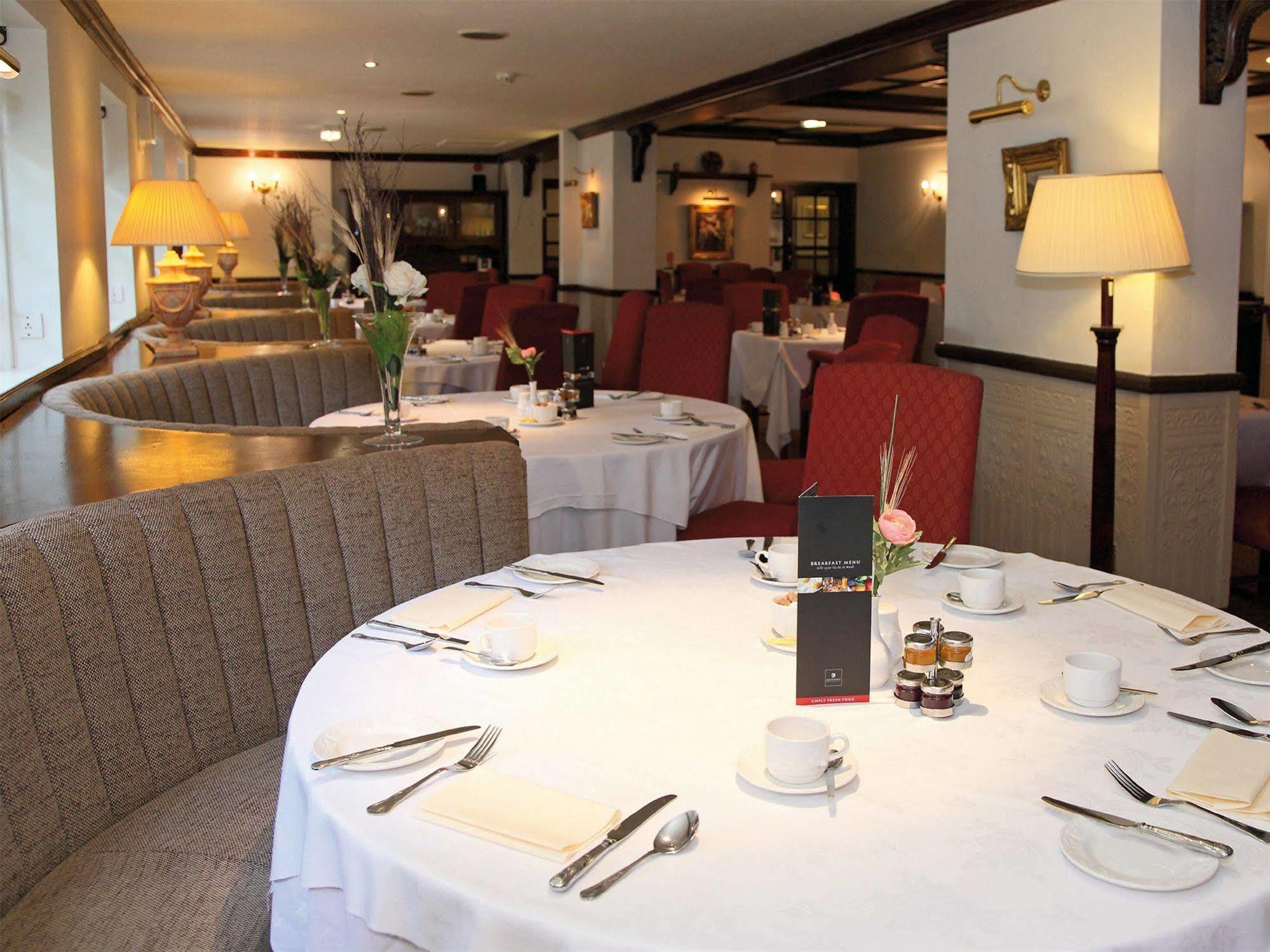 The Lymm Hotel Extérieur photo