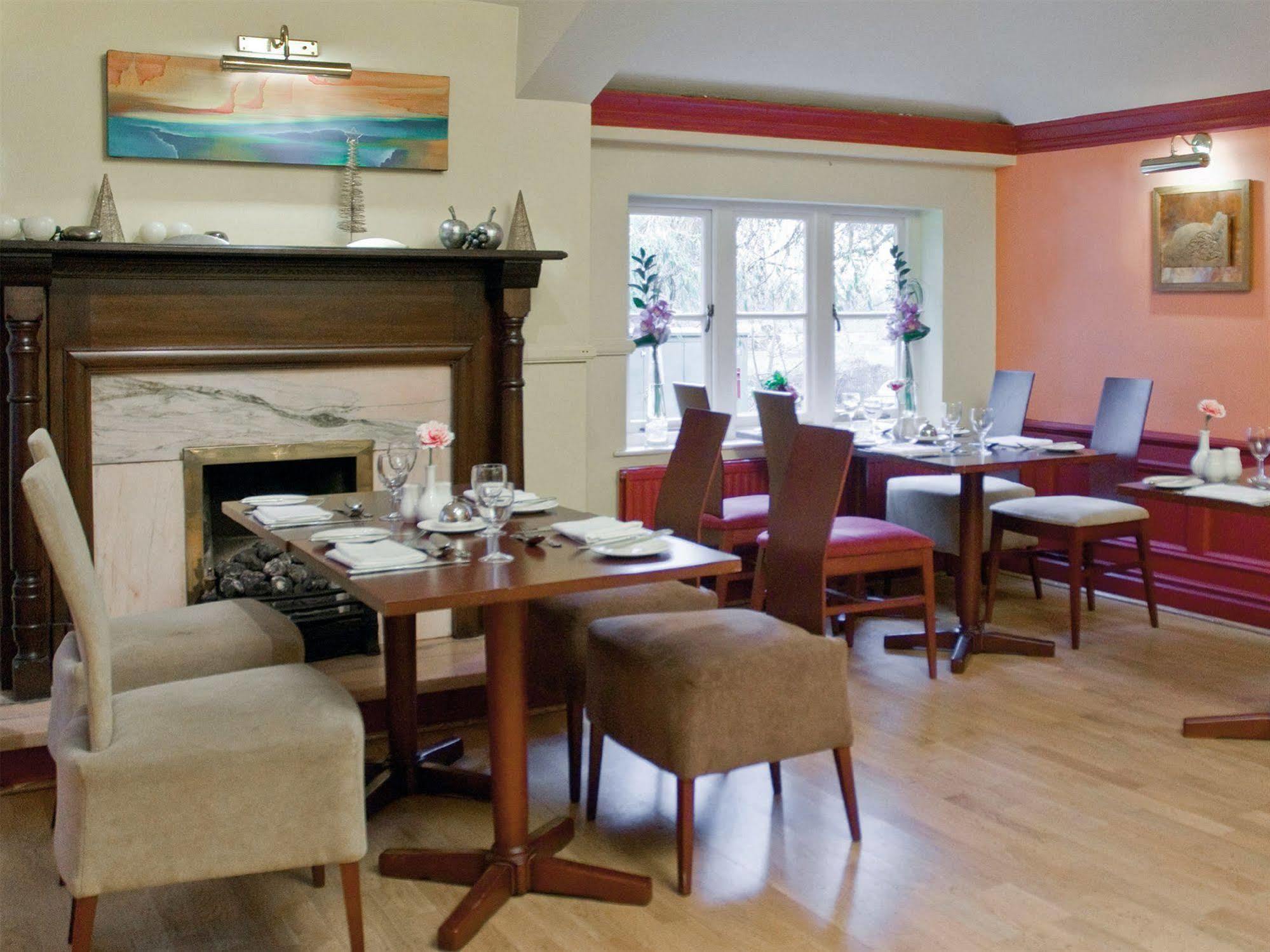 The Lymm Hotel Extérieur photo