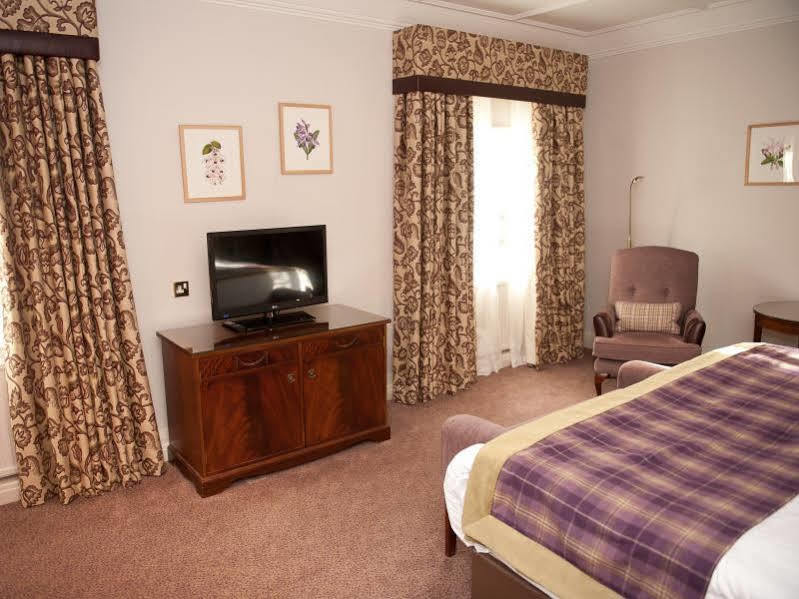 The Lymm Hotel Extérieur photo